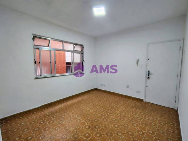 #99 - Apartamento para Locação em Santos - SP