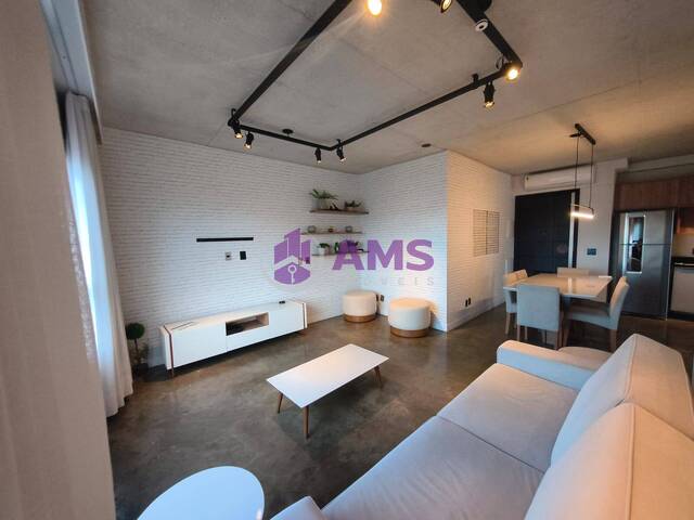 #123 - Apartamento para Locação em Santos - SP