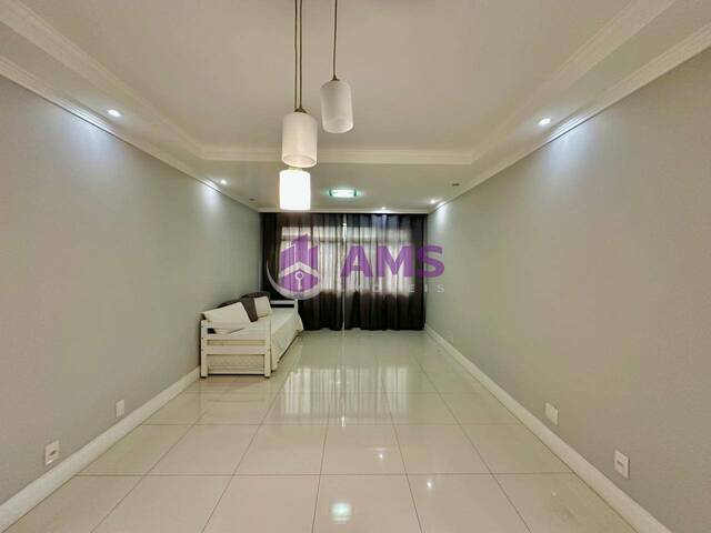 Venda em Ponta da Praia - Santos